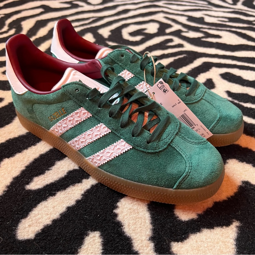 NWT Adidas Gazelle Originals Sneakers Collegiate Green Gum Sz Men 6/Women 7 - Picture 8 of 16